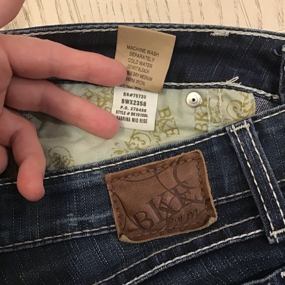 BKE 26 Sabrina Mid Rise Skinny Women’s Jeans Hemmed 30” Inseam Embroidered - Picture 8 of 9